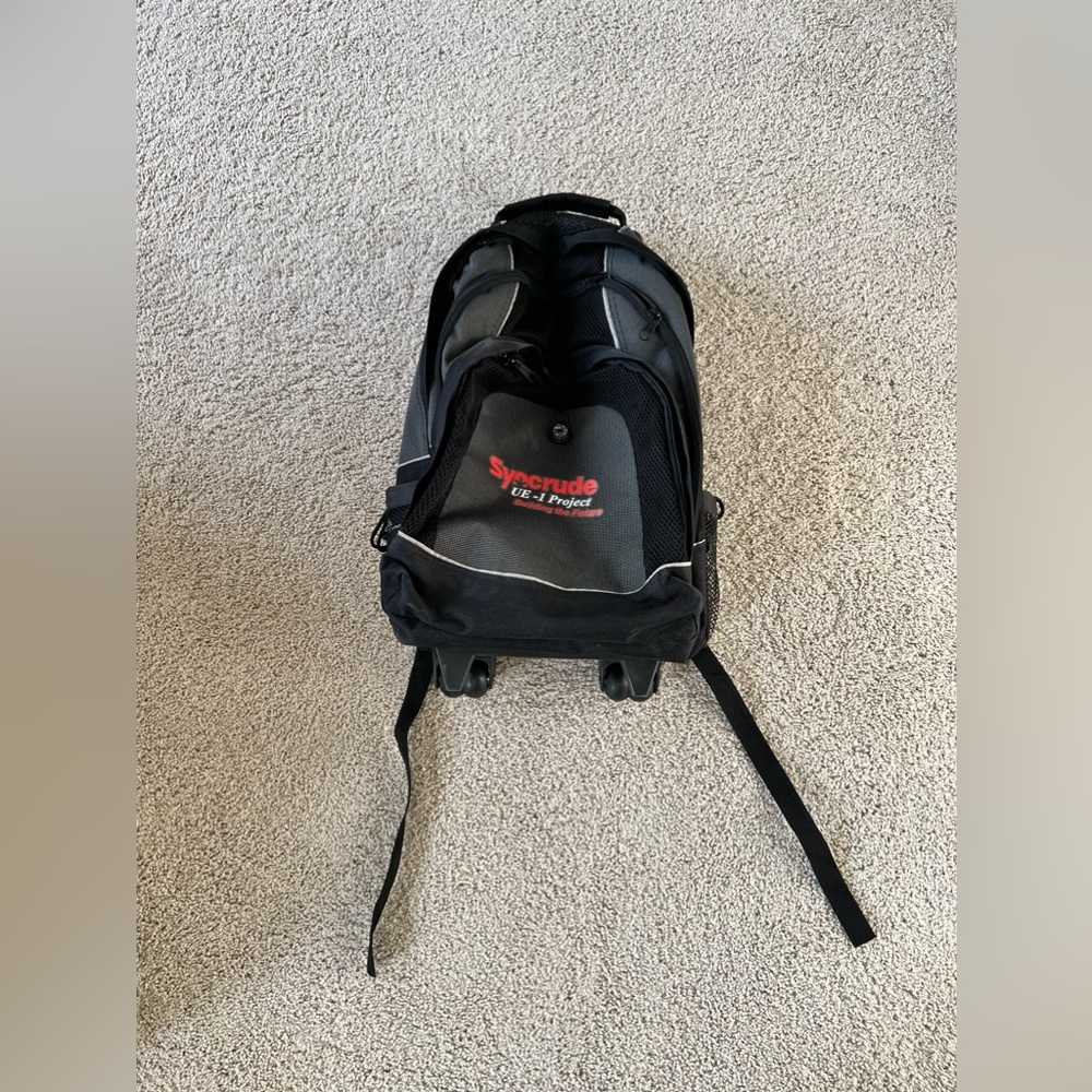 Syncrude Travel Bag